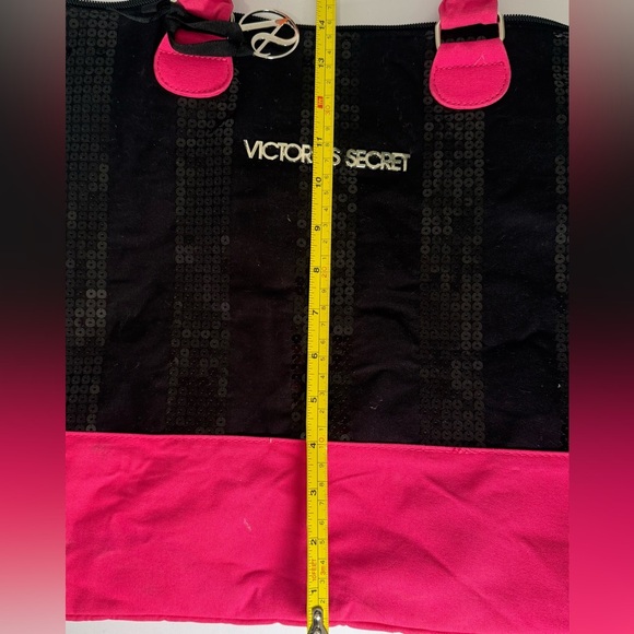 Victorias Secret Sequins 2013 Black Friday Weekender Duffle Bag Tote - Picture 12 of 12